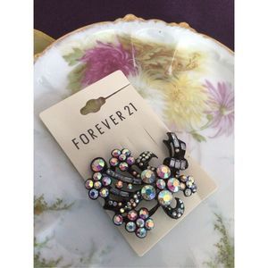 NWT Forever 21 Pin Brooch Iridescent Rhinestone Flower Bundle